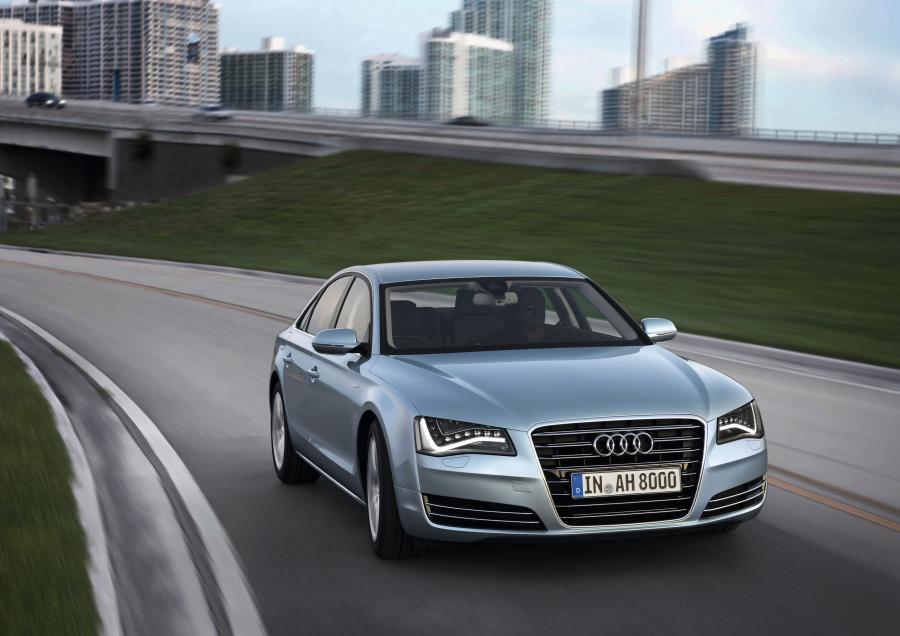  Audi A8 Hybrid (D4) 2011 года  (WW) (фото 60 из 67)